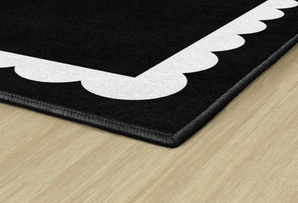 SCHOOLGIRL BLACK AND WHITE SCALLOP