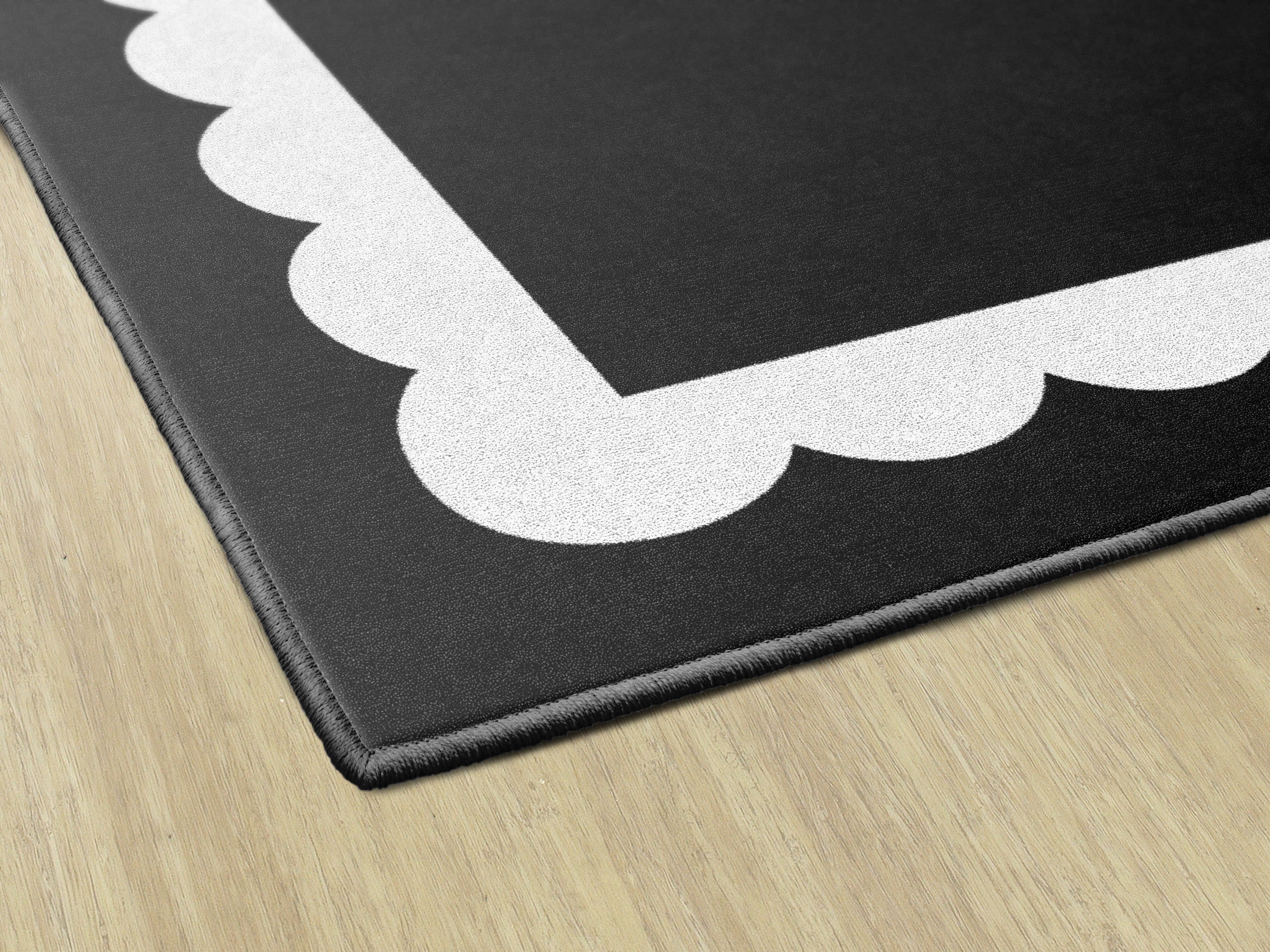 SCHOOLGIRL BLACK AND WHITE SCALLOP