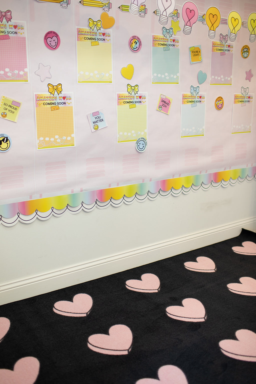 SCHOOLGIRL HEARTS ON BLACK SIT SPOTS