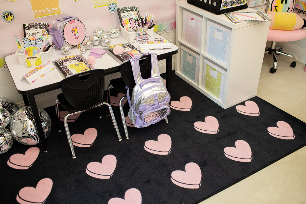 SCHOOLGIRL HEARTS ON BLACK SIT SPOTS