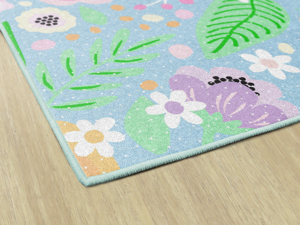 SCHOOLGIRL PRETTY IN PASTEL FLORAL