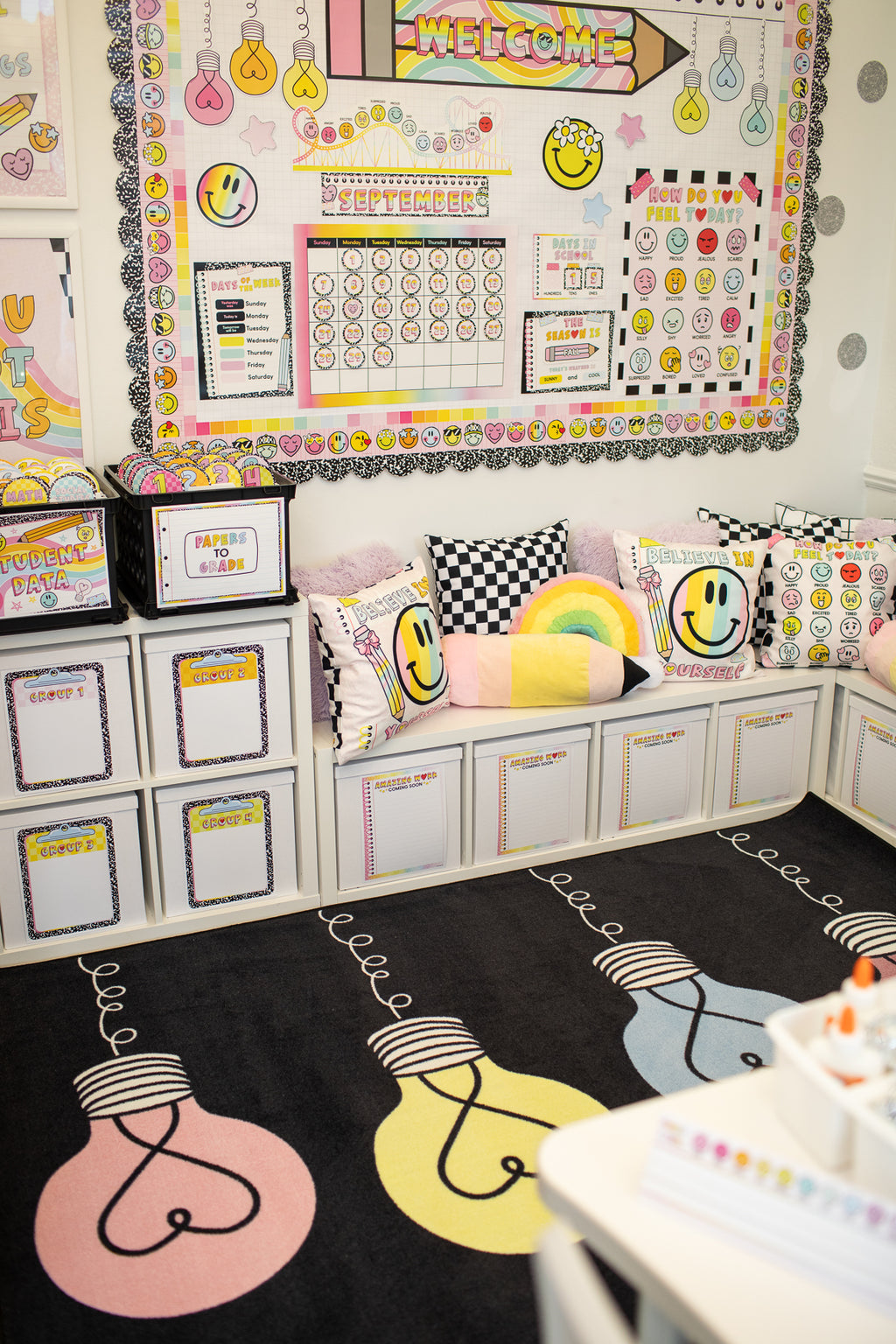 SCHOOLGIRL BRILLIANT MINDS