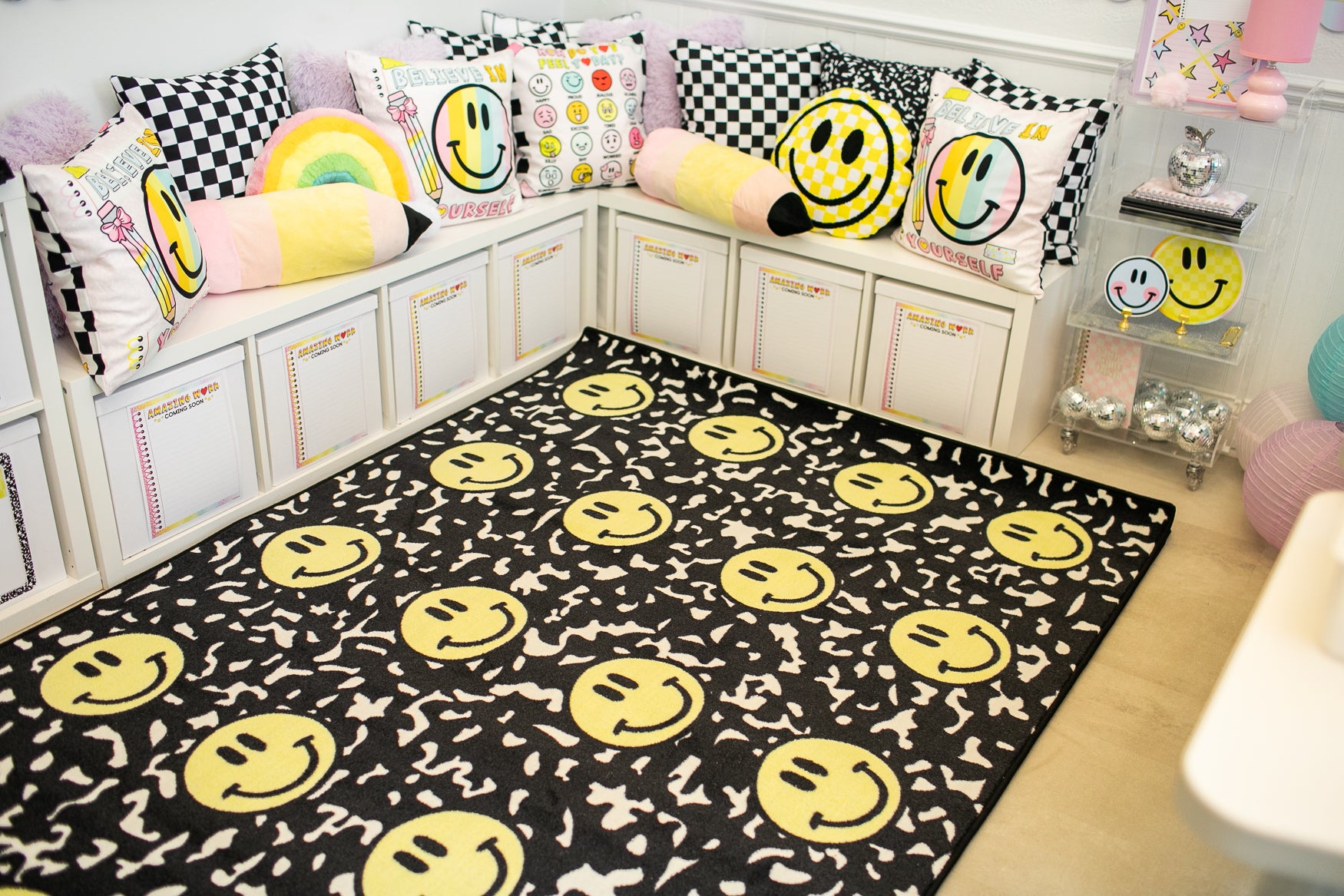 SCHOOLGIRL FACES ON COMPOSITION