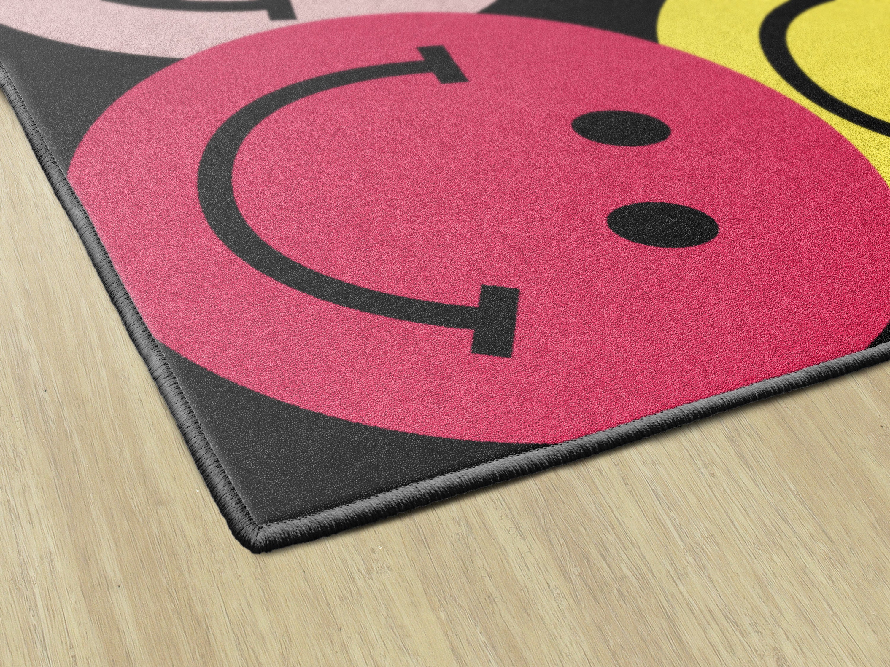 SCHOOLGIRL BIG RAIBOW SMILEY