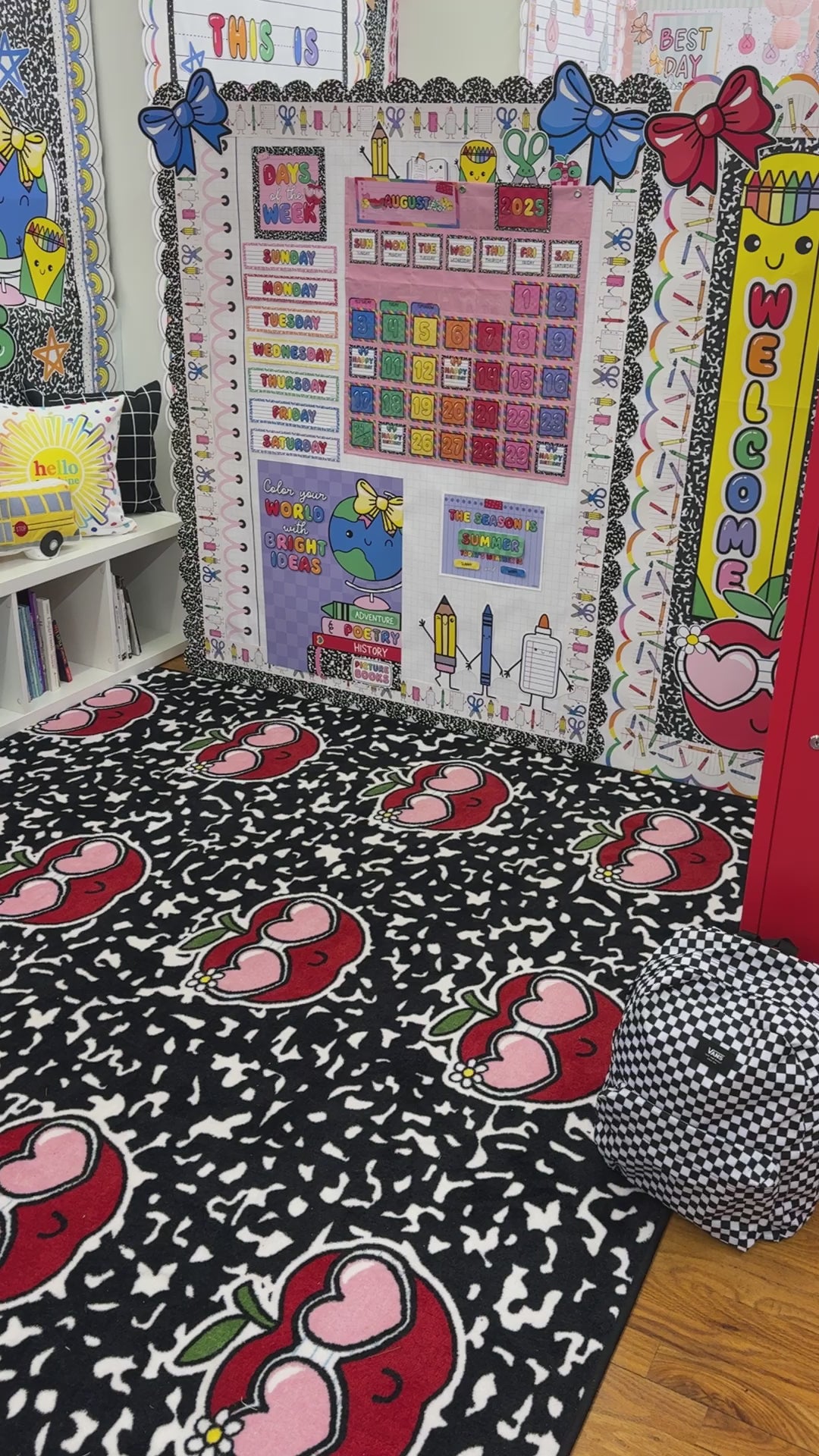 SCHOOLGIRL APPLE SIT SPOTS