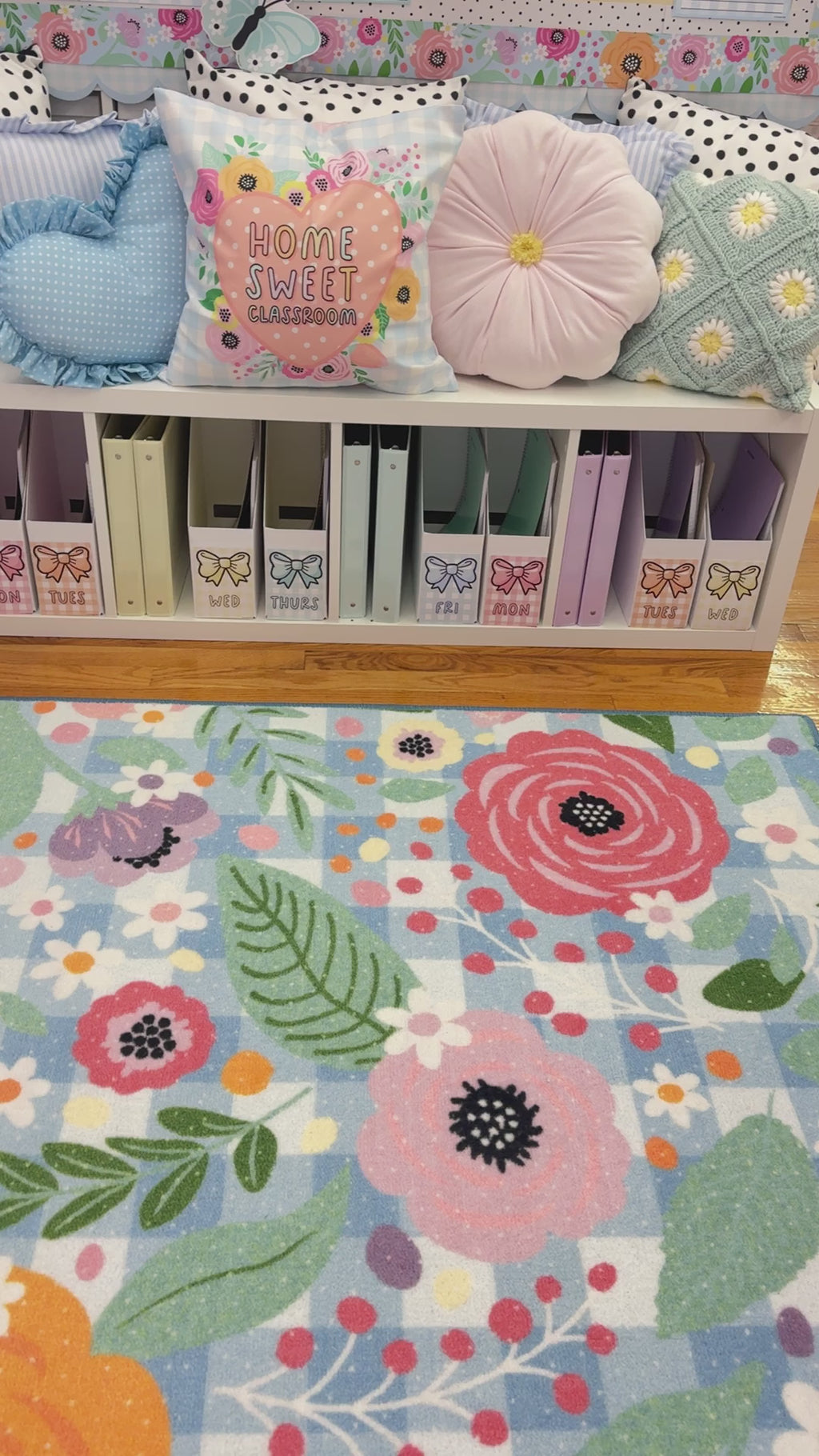 SCHOOLGIRL PRETTY IN PASTEL FLORAL ON GINGHAM