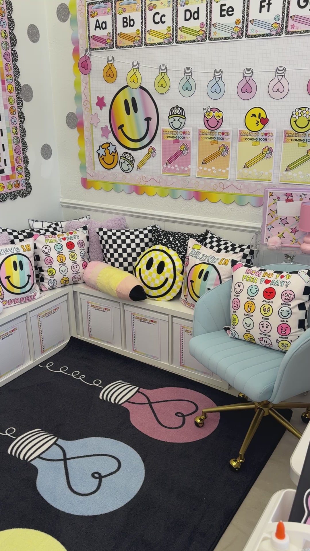 SCHOOLGIRL BRILLIANT MINDS